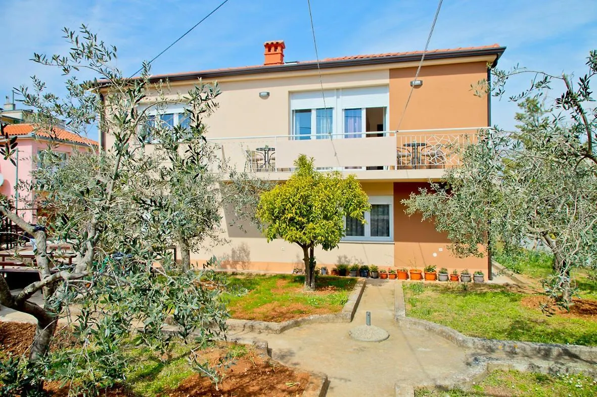 Apartment Kris Pula Croatia